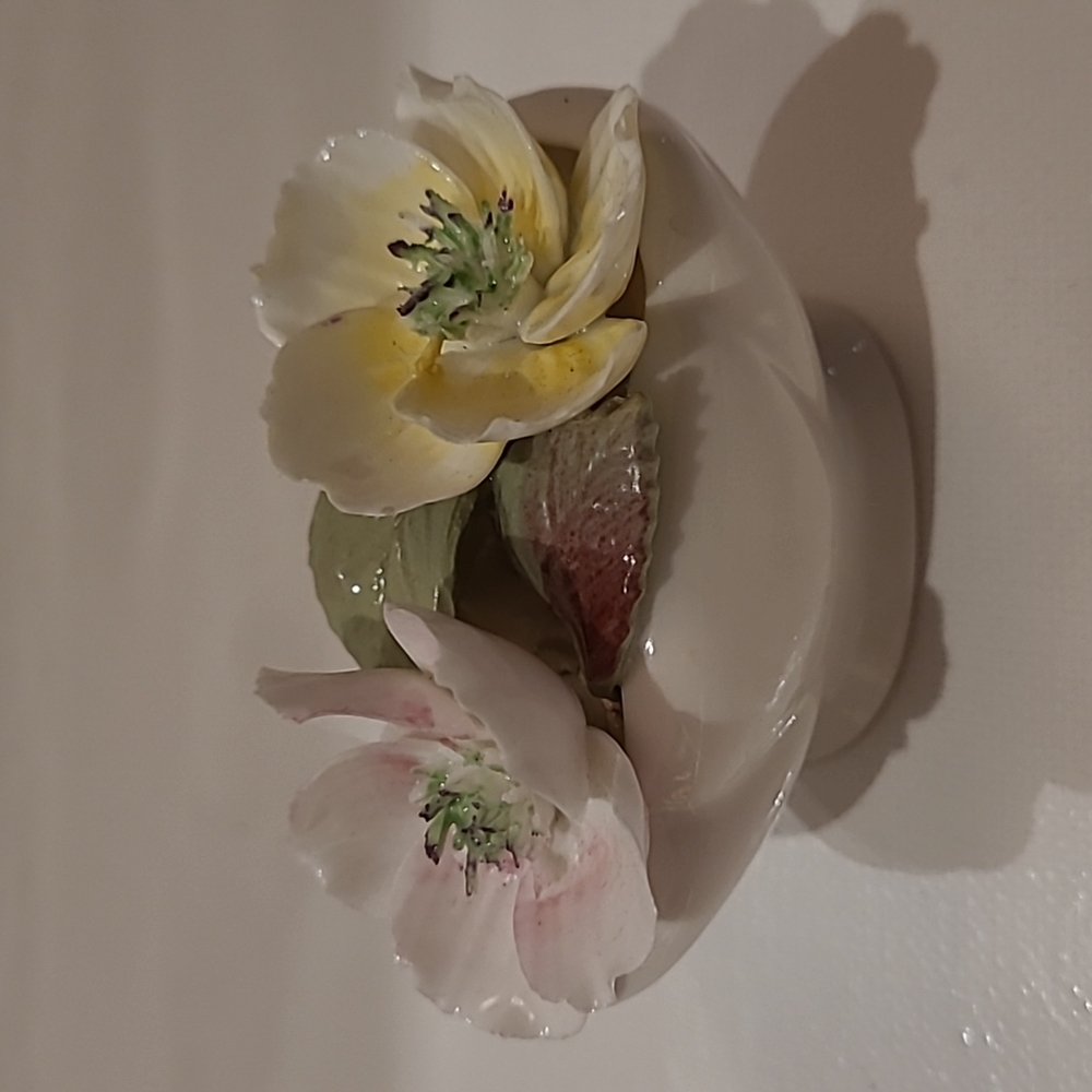 Royal Albert floral basket 3"×2" baskets